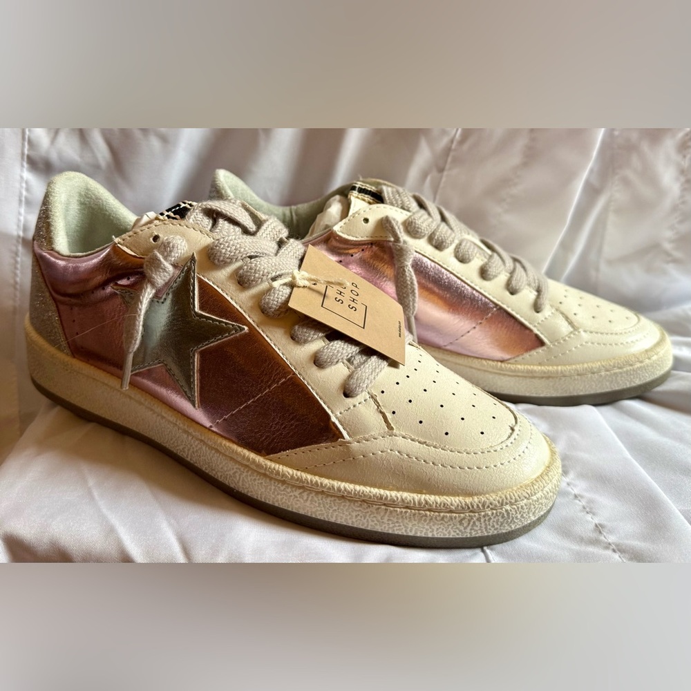 Shu Shop Women’s Sneakers Size 6.5 Pink Metallic Star NWT Boutique Shoes